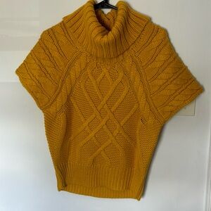 LOFT Sweater NWT !!